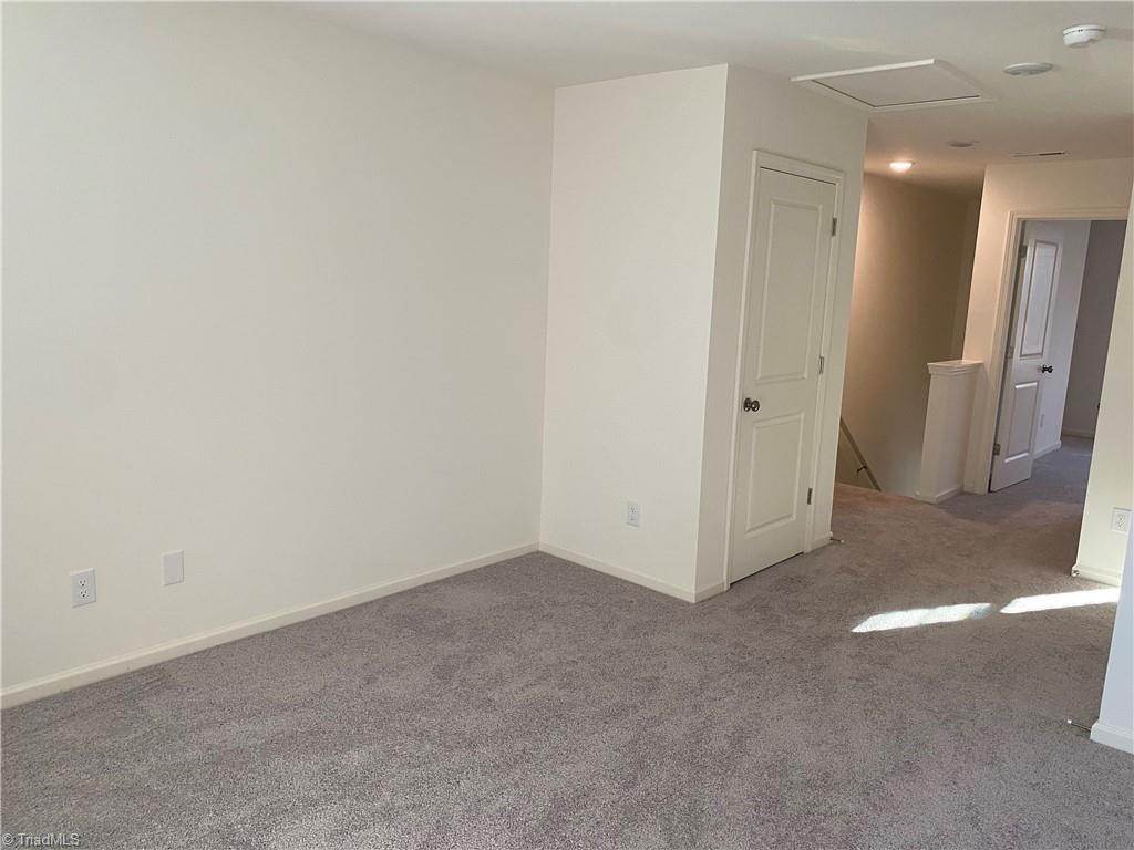 property viewer photo 13