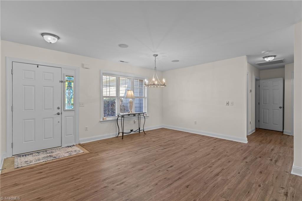 property viewer photo 24