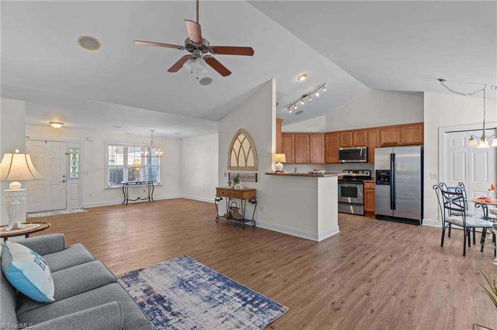 property viewer photo 34
