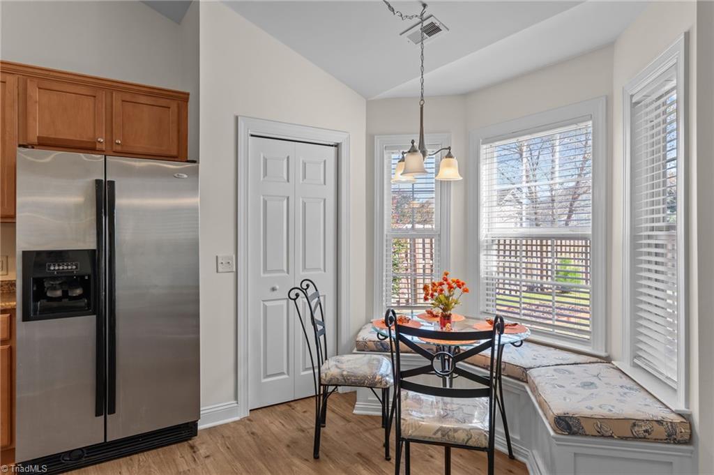 property viewer photo 36