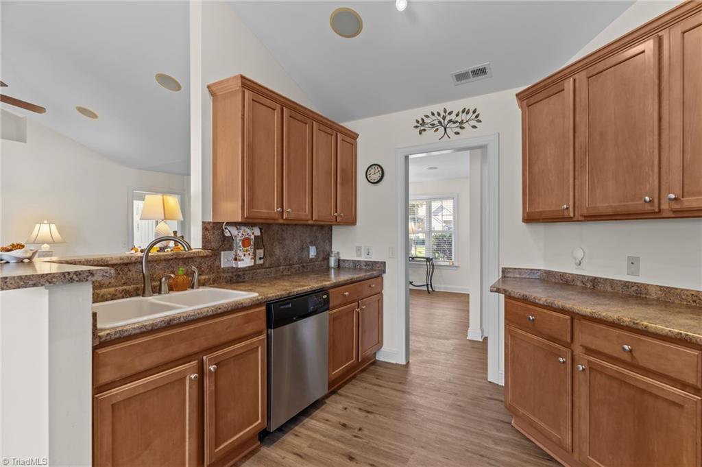 property viewer photo 37