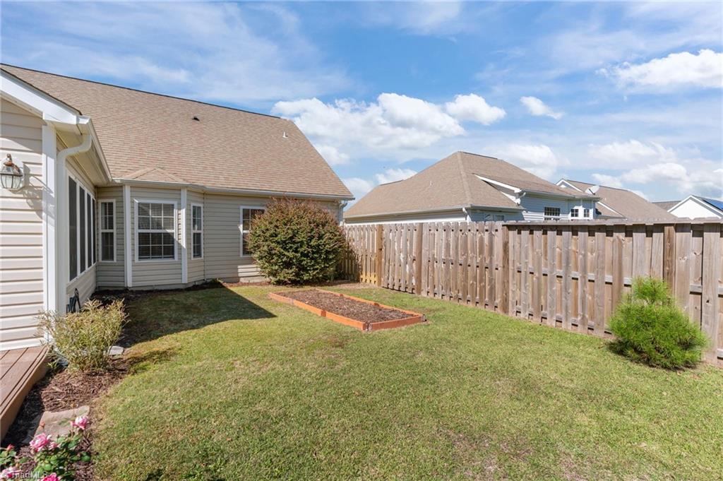 property viewer photo 7