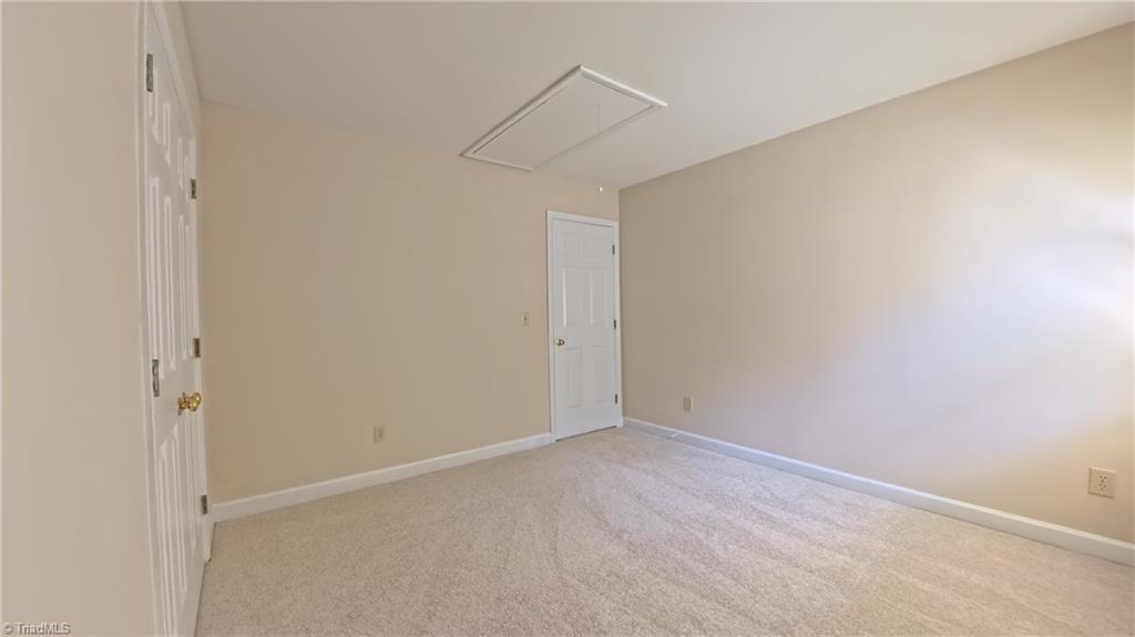 property viewer photo 18