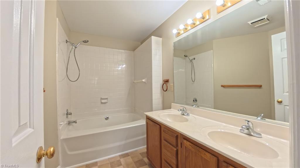 property viewer photo 22