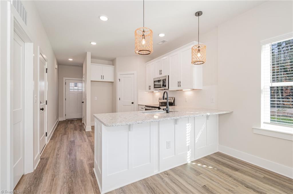 property viewer photo 2
