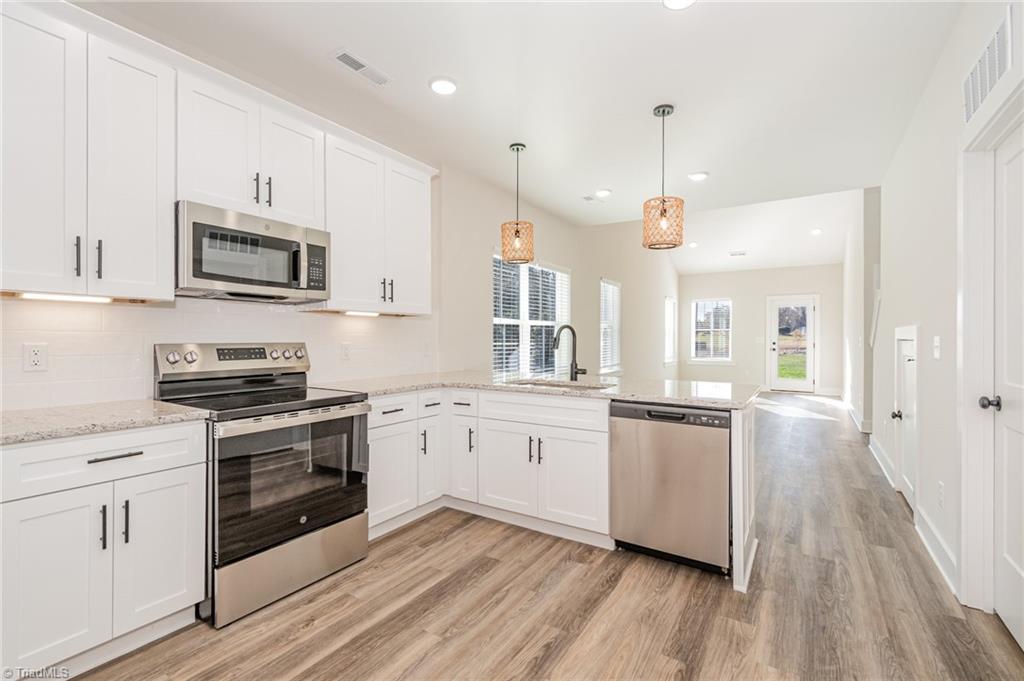 property viewer photo 4