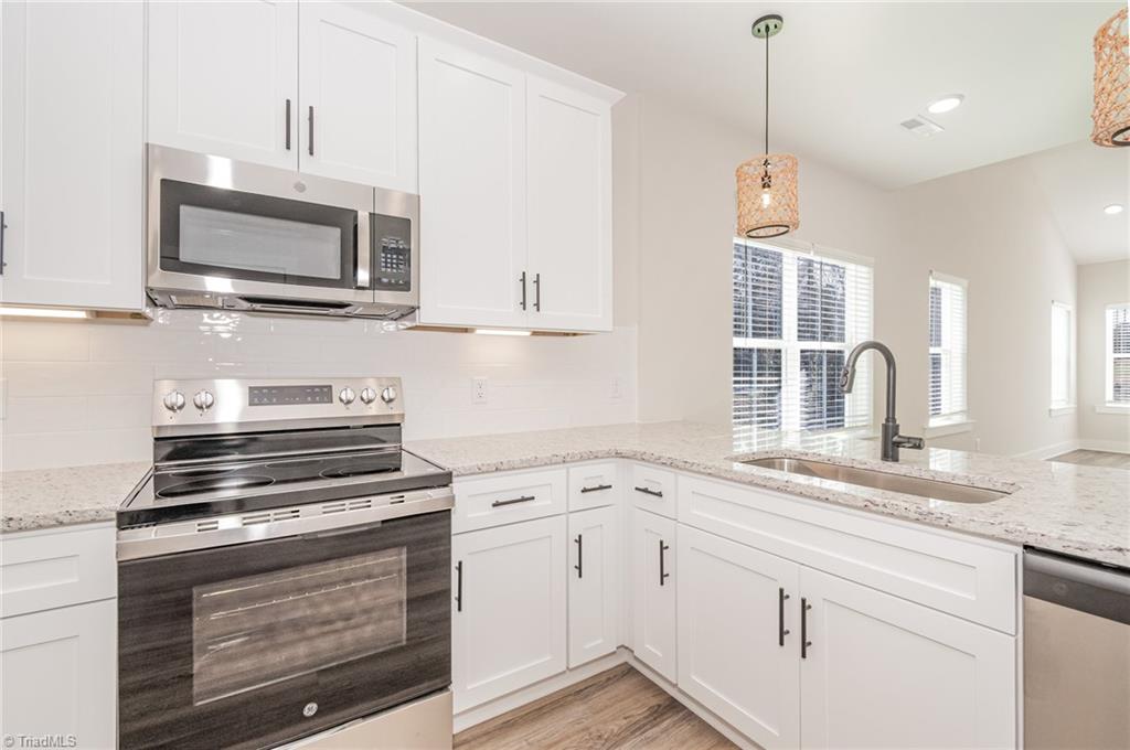property viewer photo 6