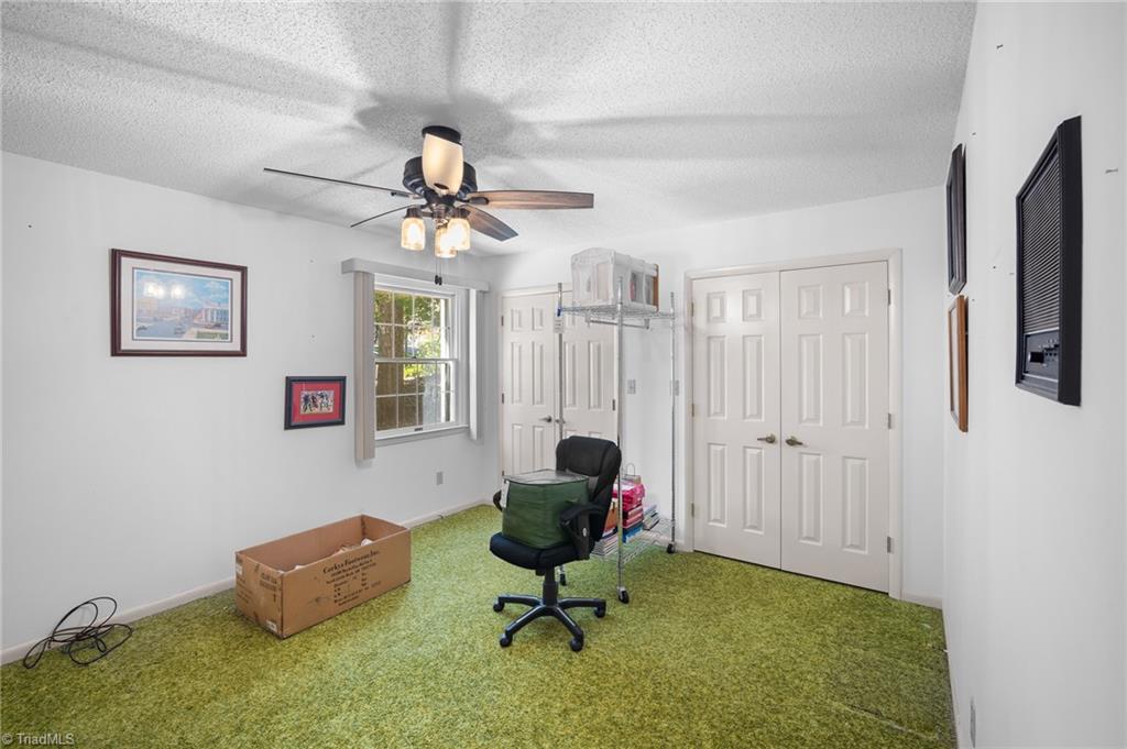 property viewer photo 12