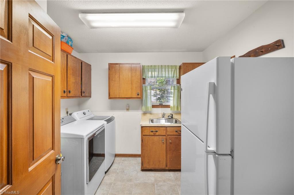 property viewer photo 13