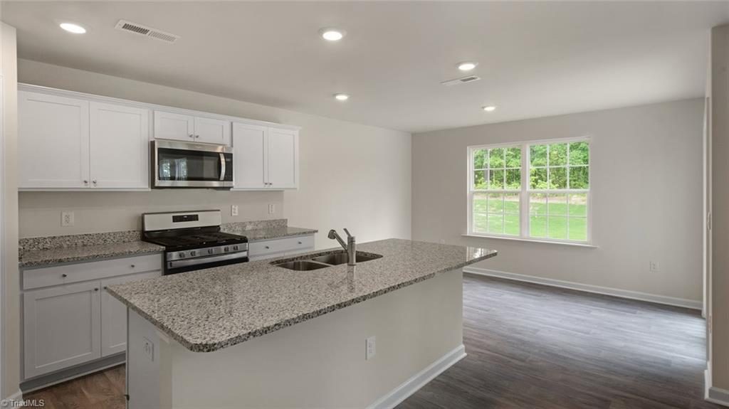 property viewer photo 6