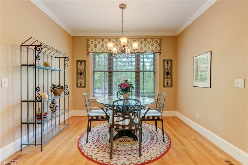 property viewer photo 23