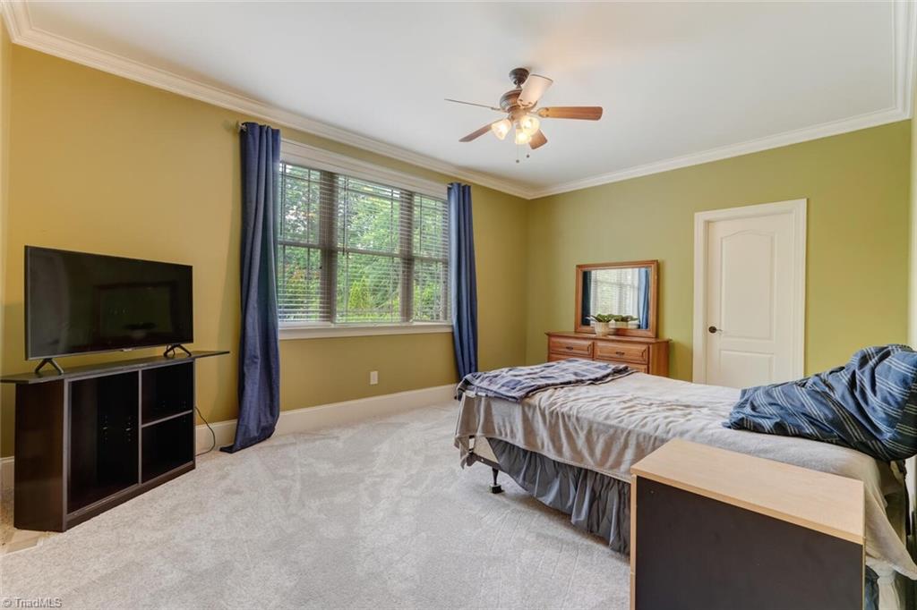 property viewer photo 29