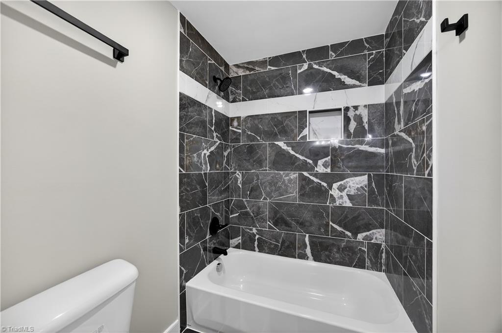 property viewer photo 21