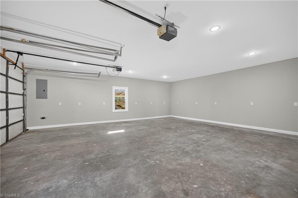 property viewer photo 37
