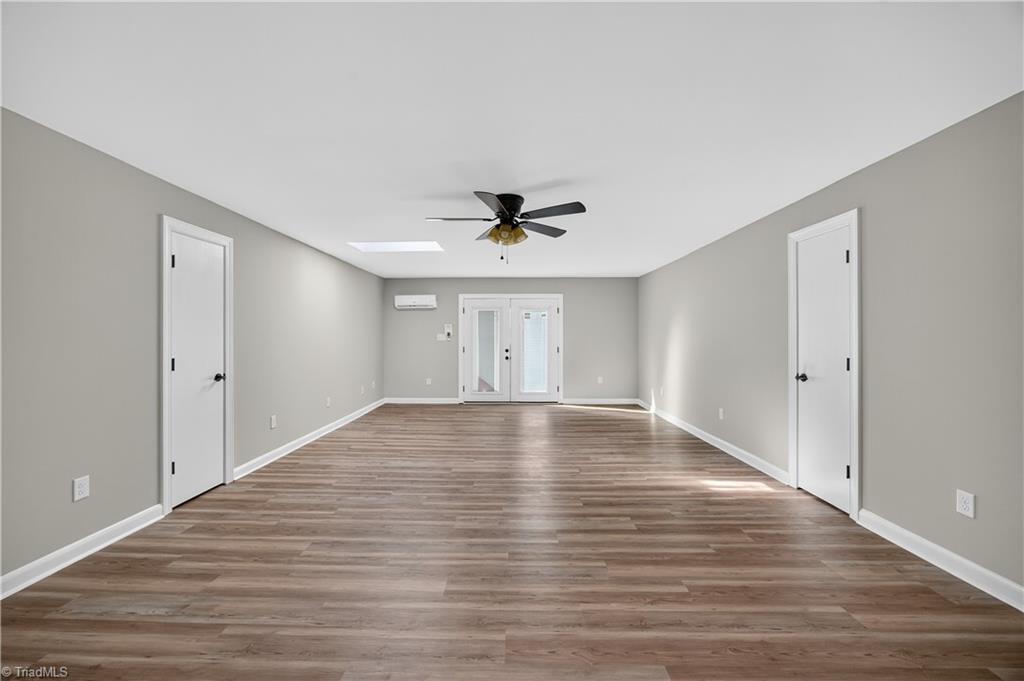 property viewer photo 40