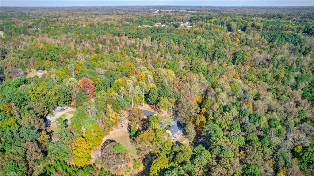 property viewer photo 47