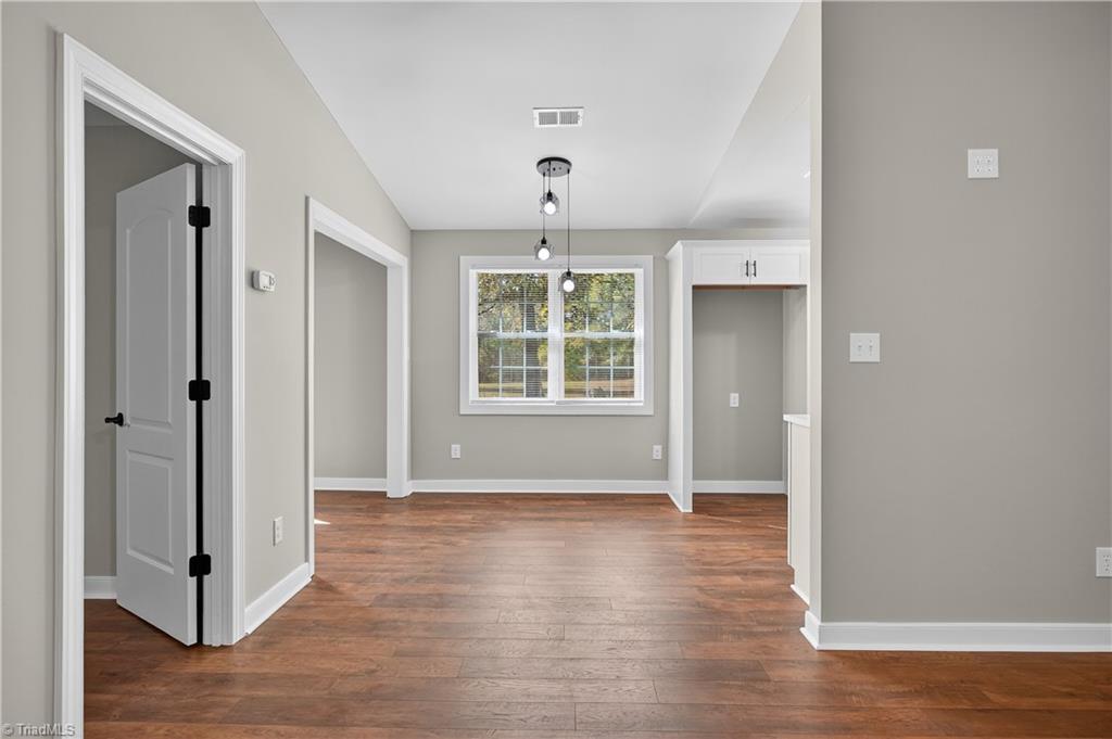 property viewer photo 6