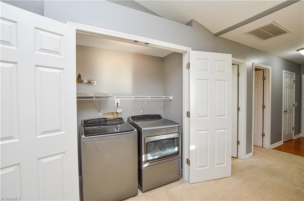 property viewer photo 12