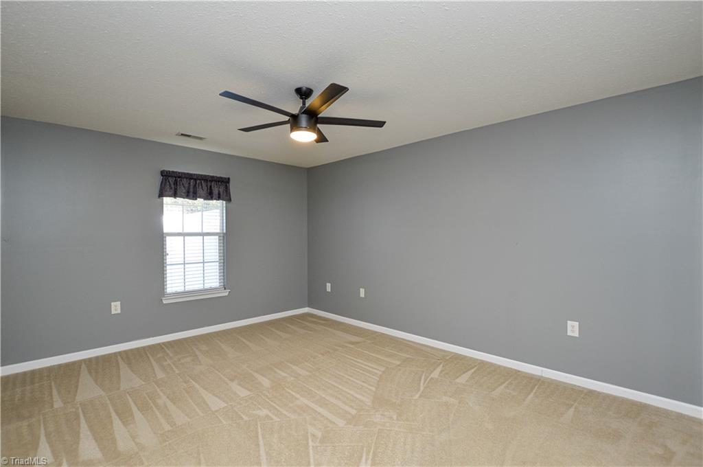 property viewer photo 19