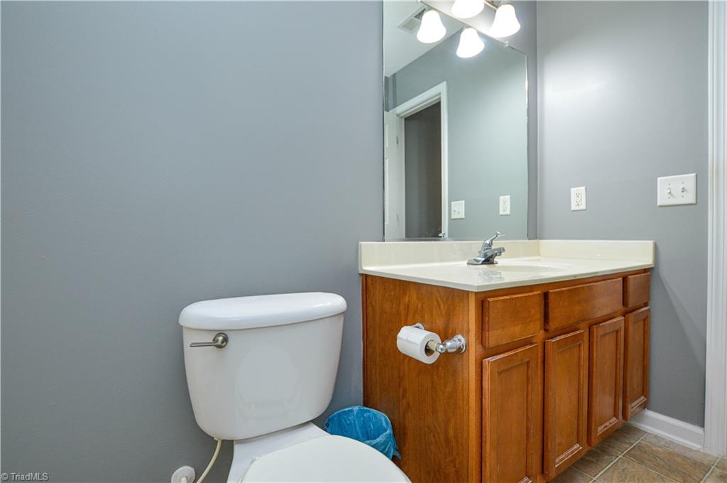property viewer photo 24
