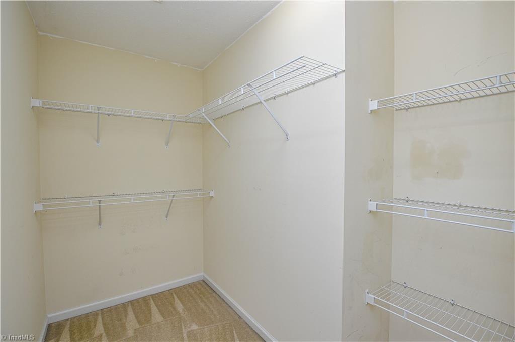 property viewer photo 26