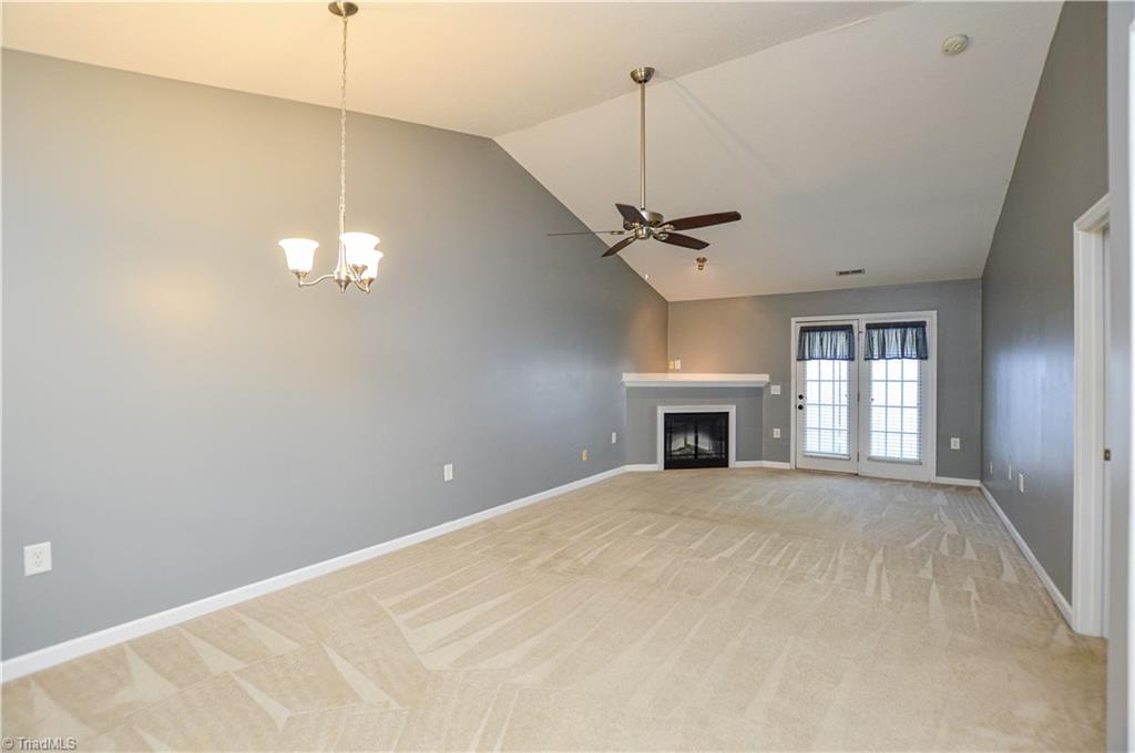 property viewer photo 3