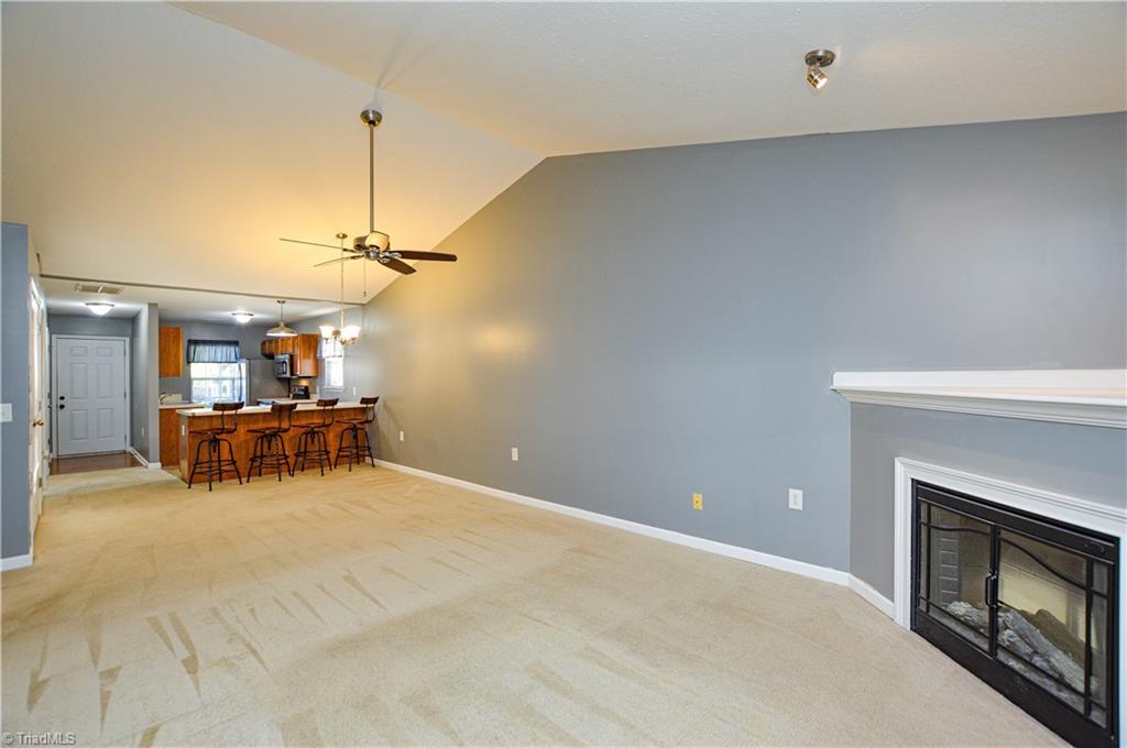 property viewer photo 7