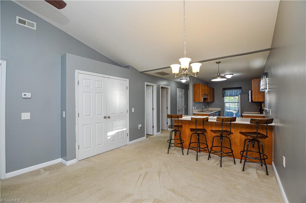 property viewer photo 9