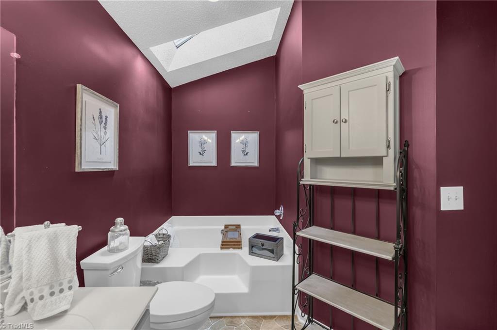 property viewer photo 26