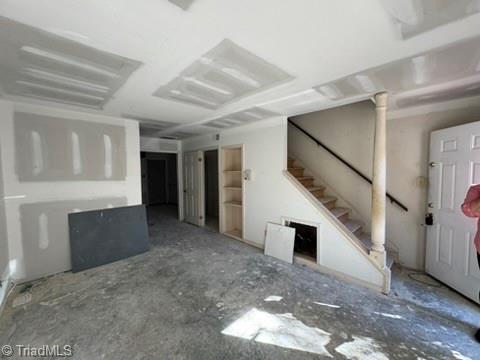 property viewer photo 3