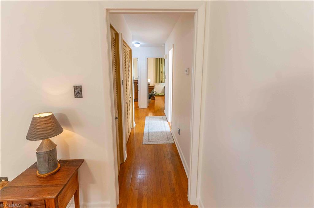 property viewer photo 13