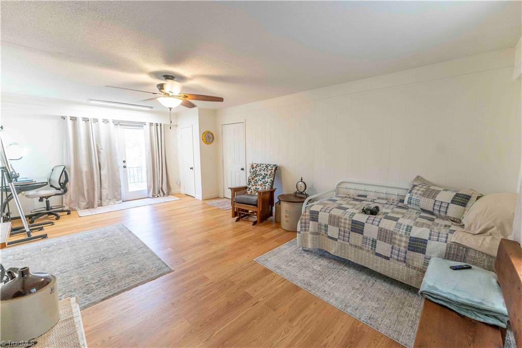 property viewer photo 21