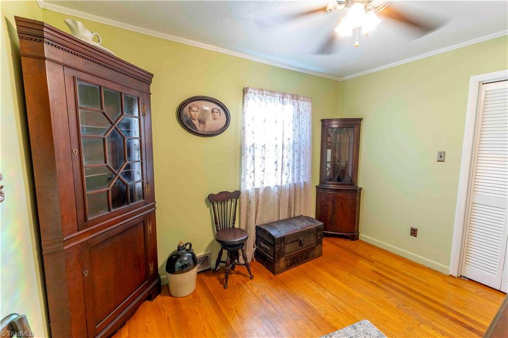 property viewer photo 29
