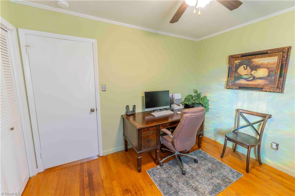 property viewer photo 31