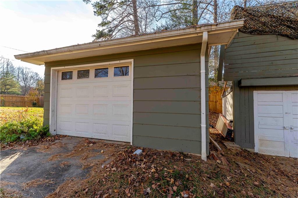 property viewer photo 7