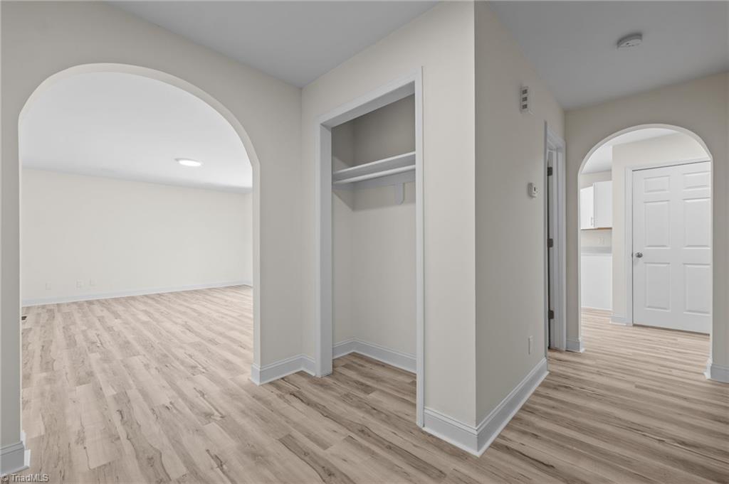 property viewer photo 10