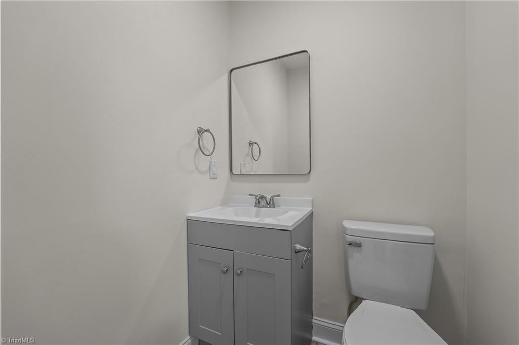 property viewer photo 11