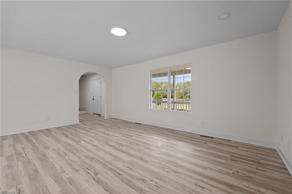 property viewer photo 20