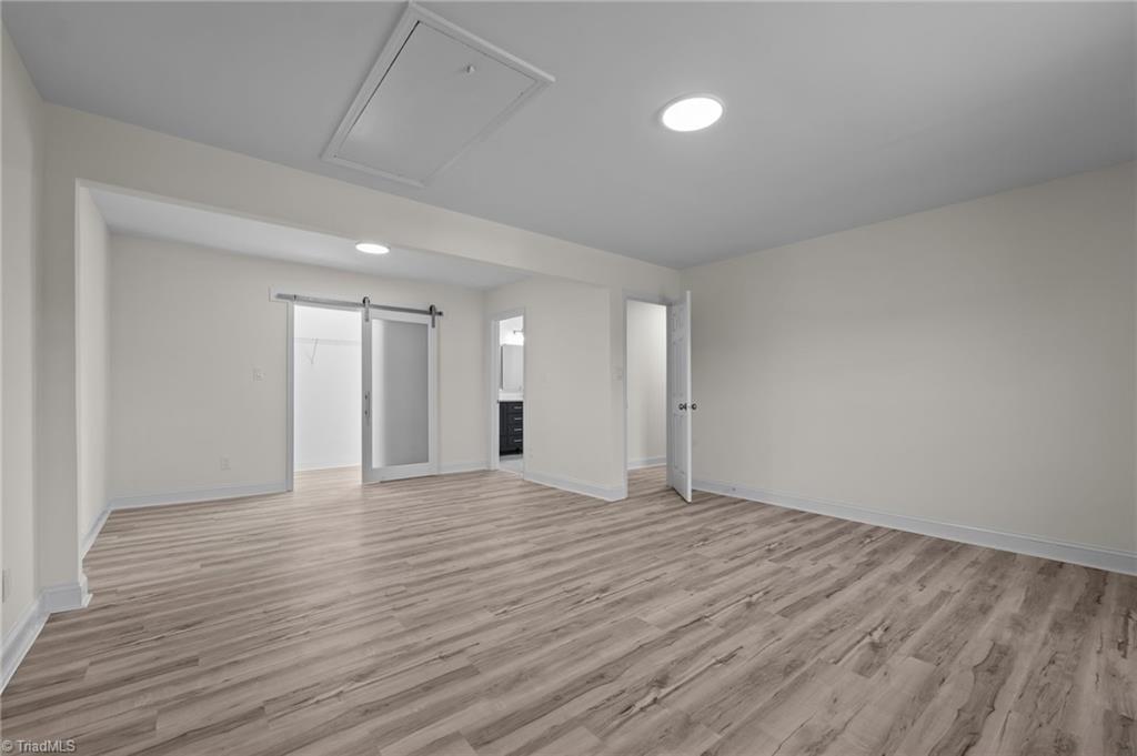 property viewer photo 31