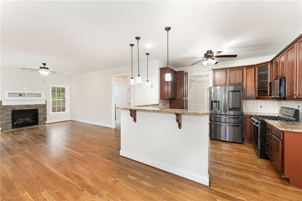 property viewer photo 12