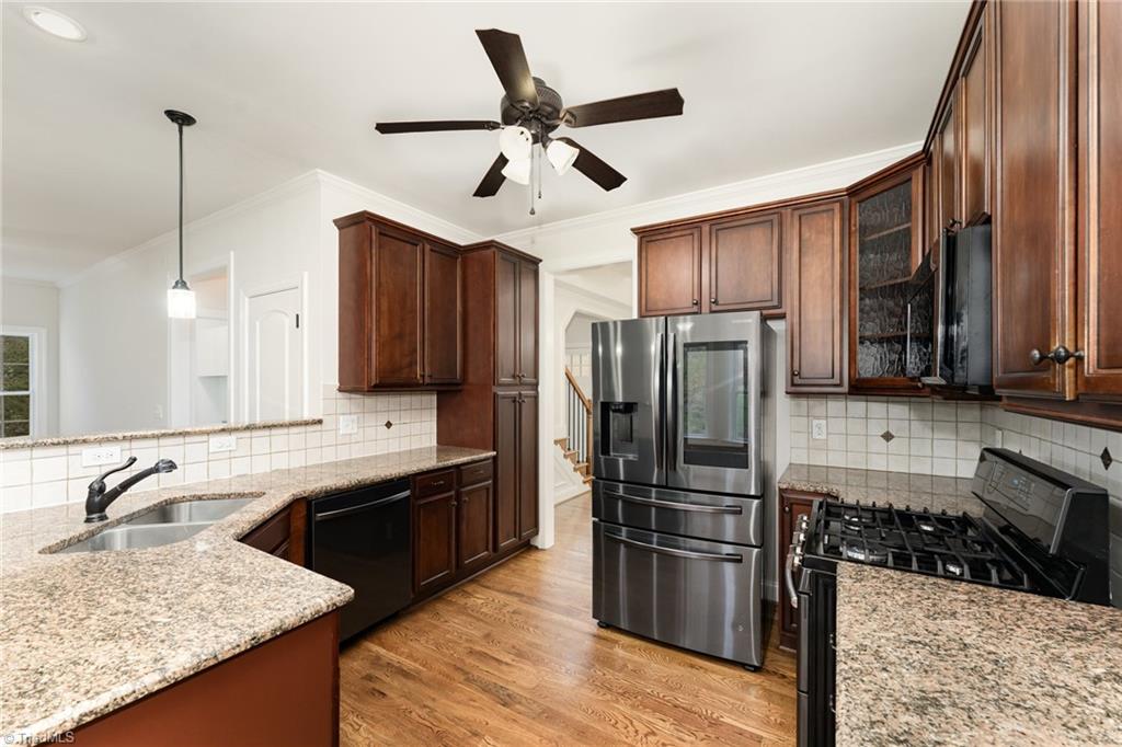 property viewer photo 13