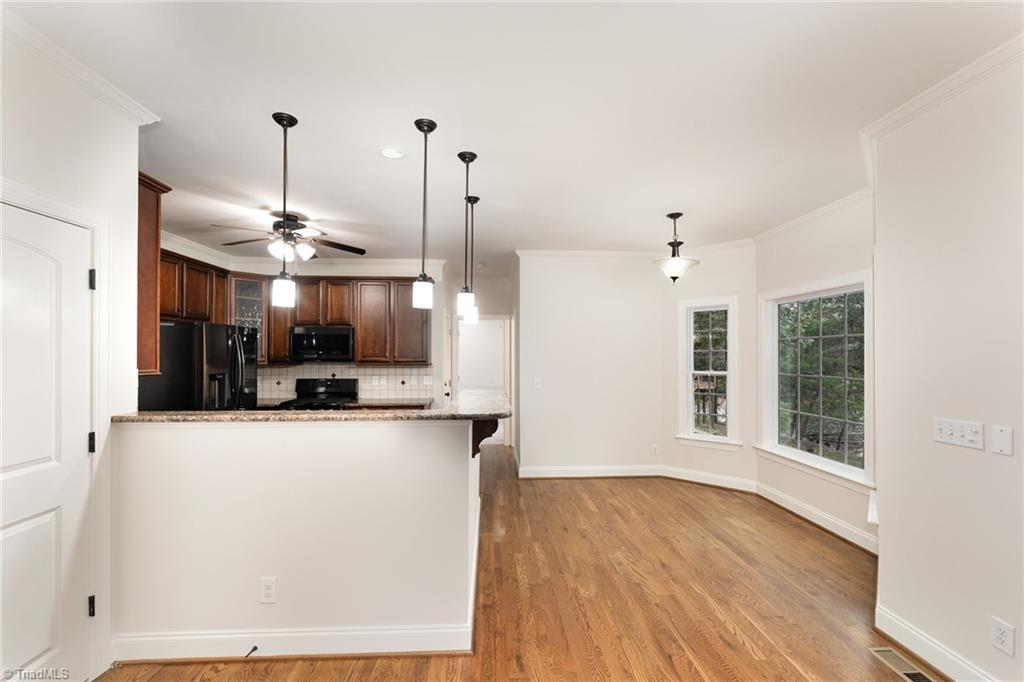 property viewer photo 15