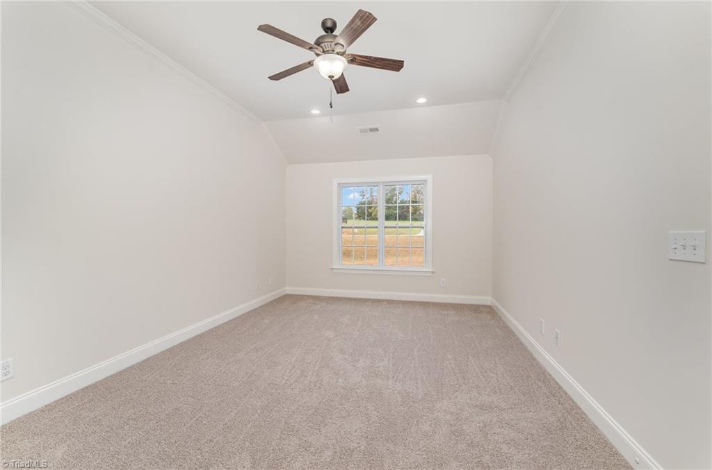 property viewer photo 20