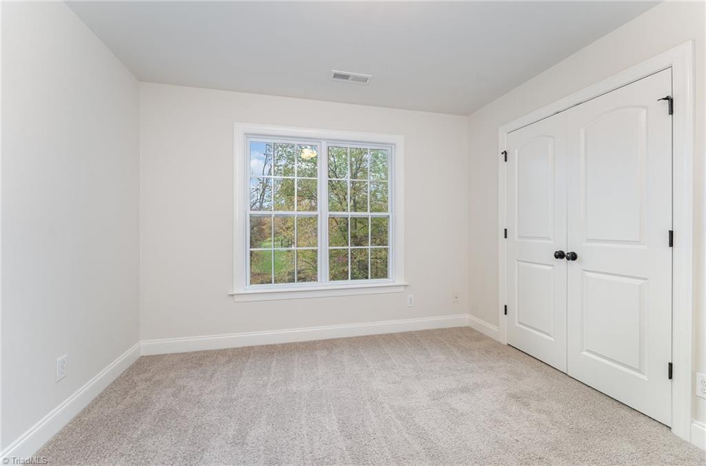 property viewer photo 24