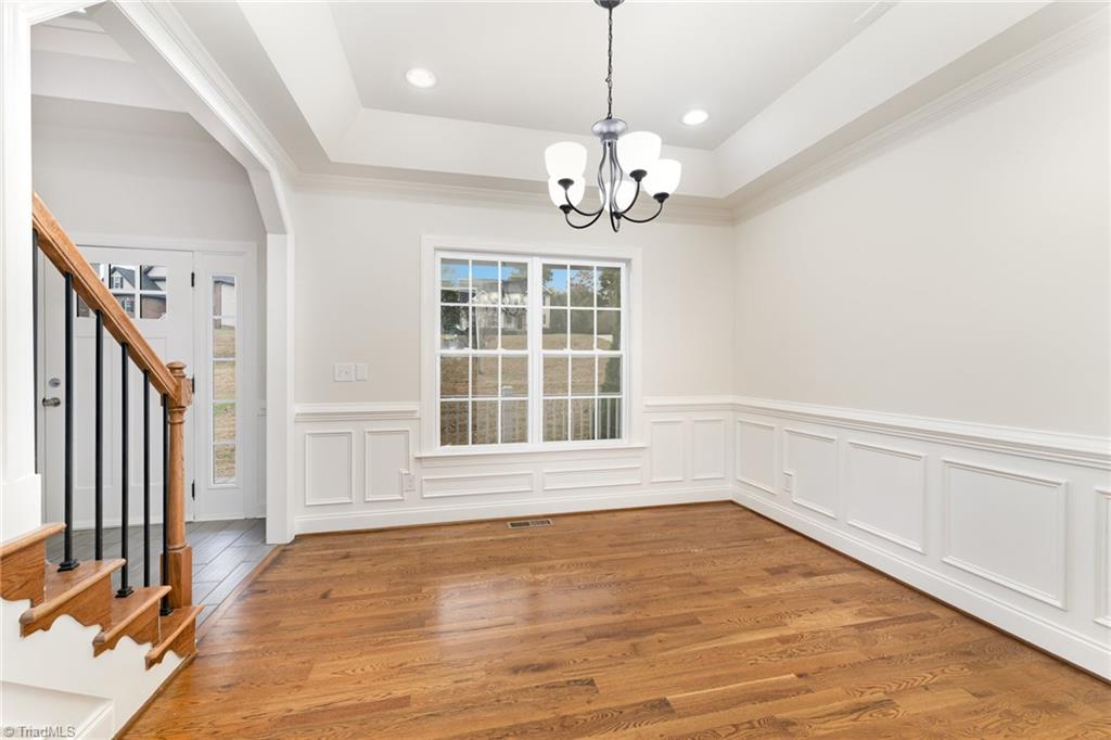 property viewer photo 7