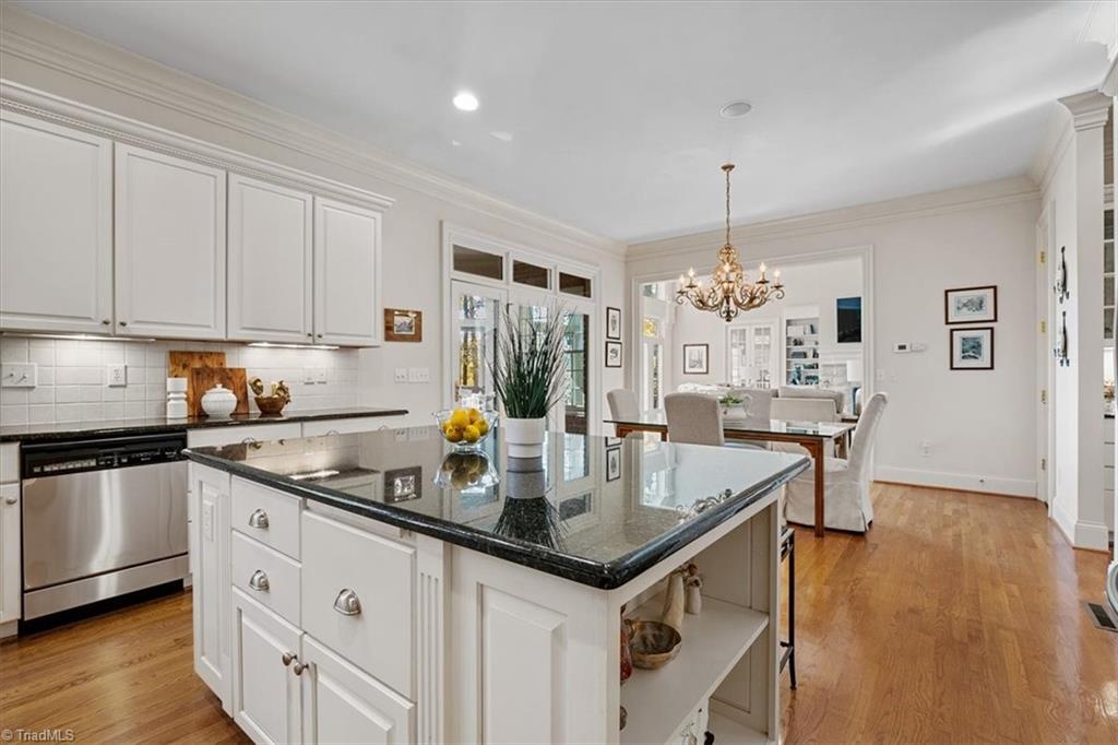 property viewer photo 14