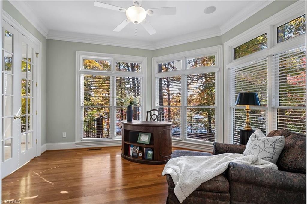 property viewer photo 16