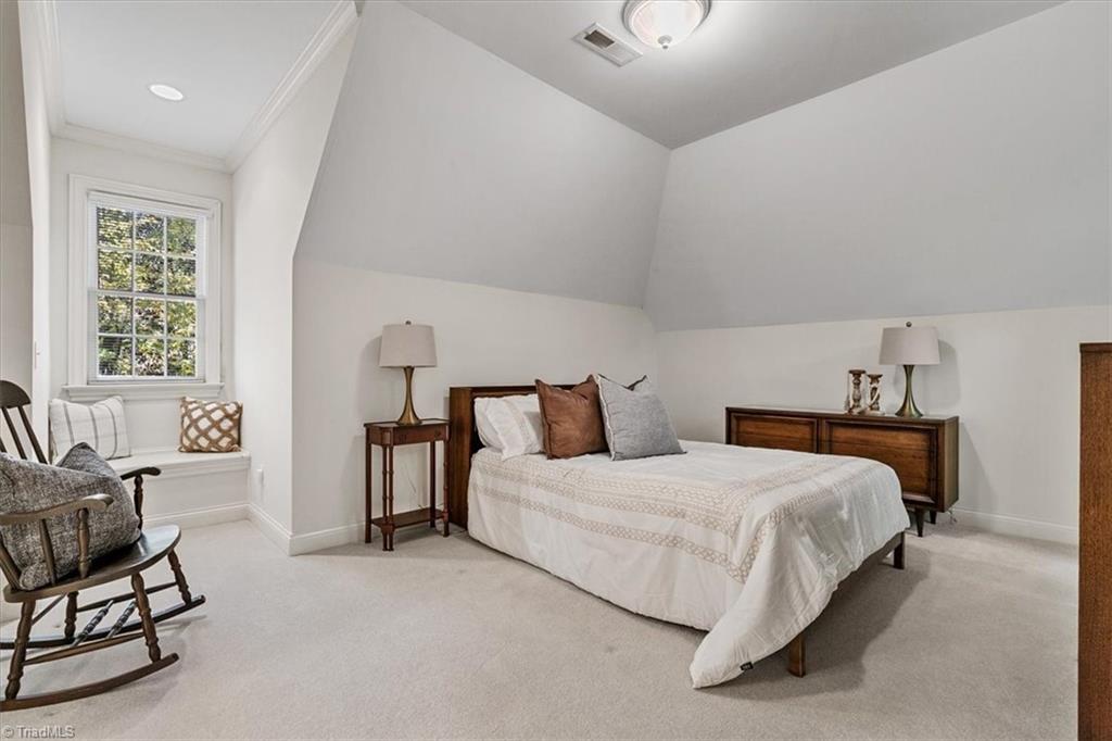 property viewer photo 23