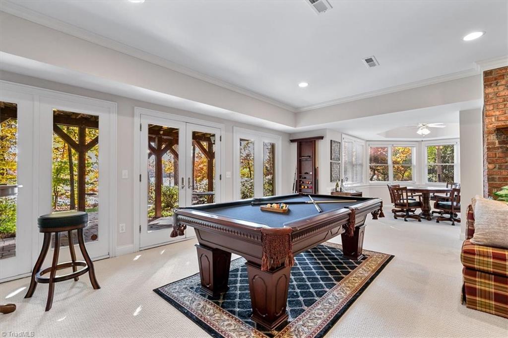 property viewer photo 25