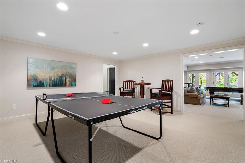property viewer photo 27